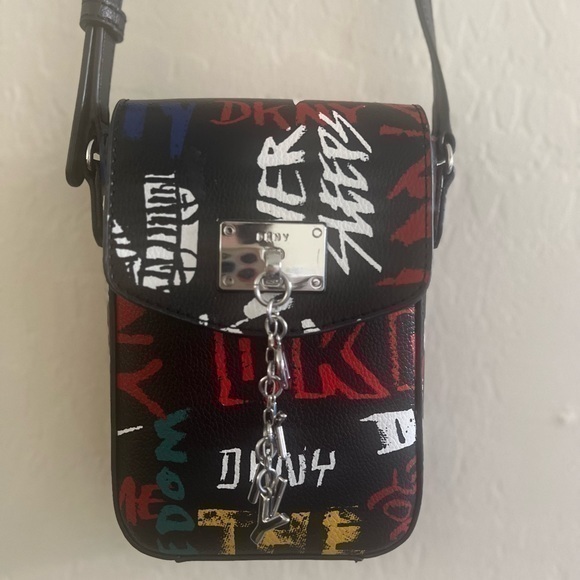 DKNY CROSSBODY BAG - Picture 1 of 6